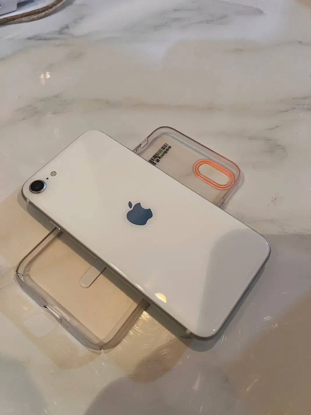 ایفون se2020|موبایل|خوی, |دیوار