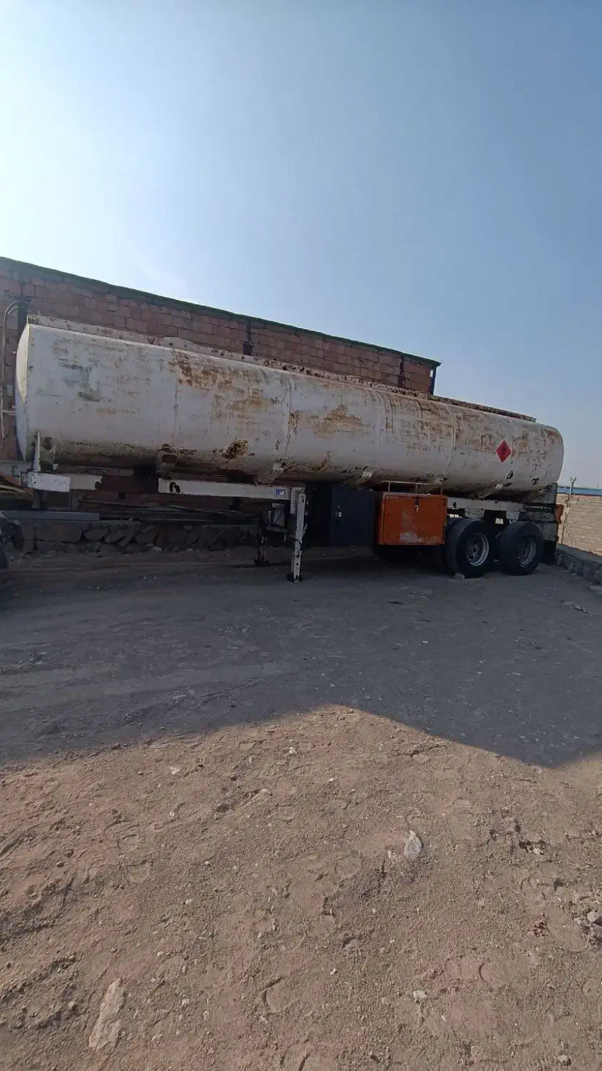 تانکر چهار مواد سالم|خودرو سنگین|خسروشاه, |دیوار