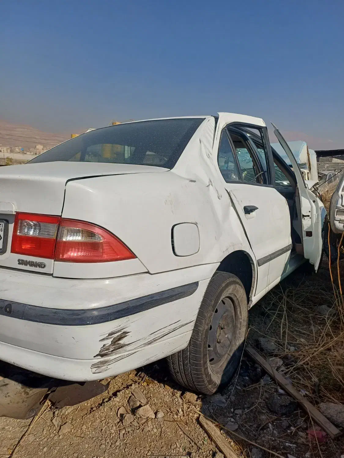 سمند مدل۹۲ تصادفی|خودرو سواری و وانت|بومهن, |دیوار