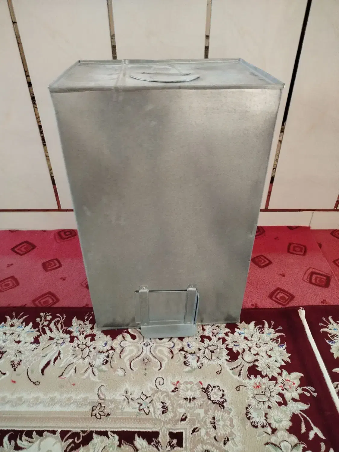 تا پو|ظروف نگهدارنده، پلاستیکی، یک‌بارمصرف|دورود, |دیوار