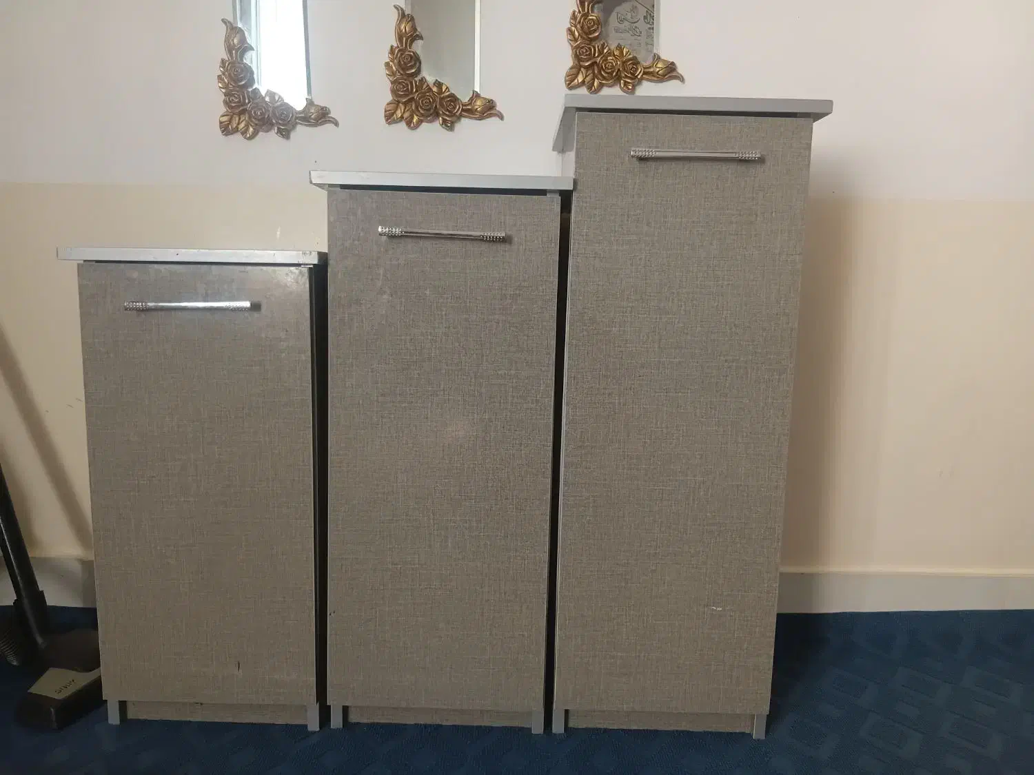 جاکفشی سه تیکه|جاکفشی، کمد، دراور|تربت جام, باغ سنگان سفلی|دیوار