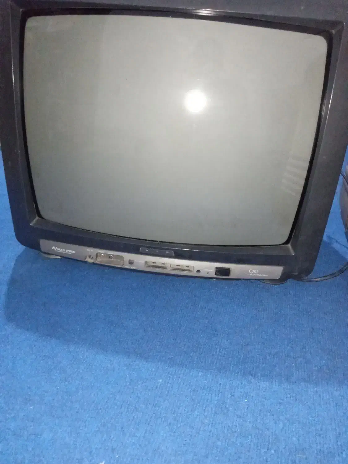 تلویزیون قدیمی نو|تلویزیون و پروژکتور|شیراز, شهرک سعدی|دیوار