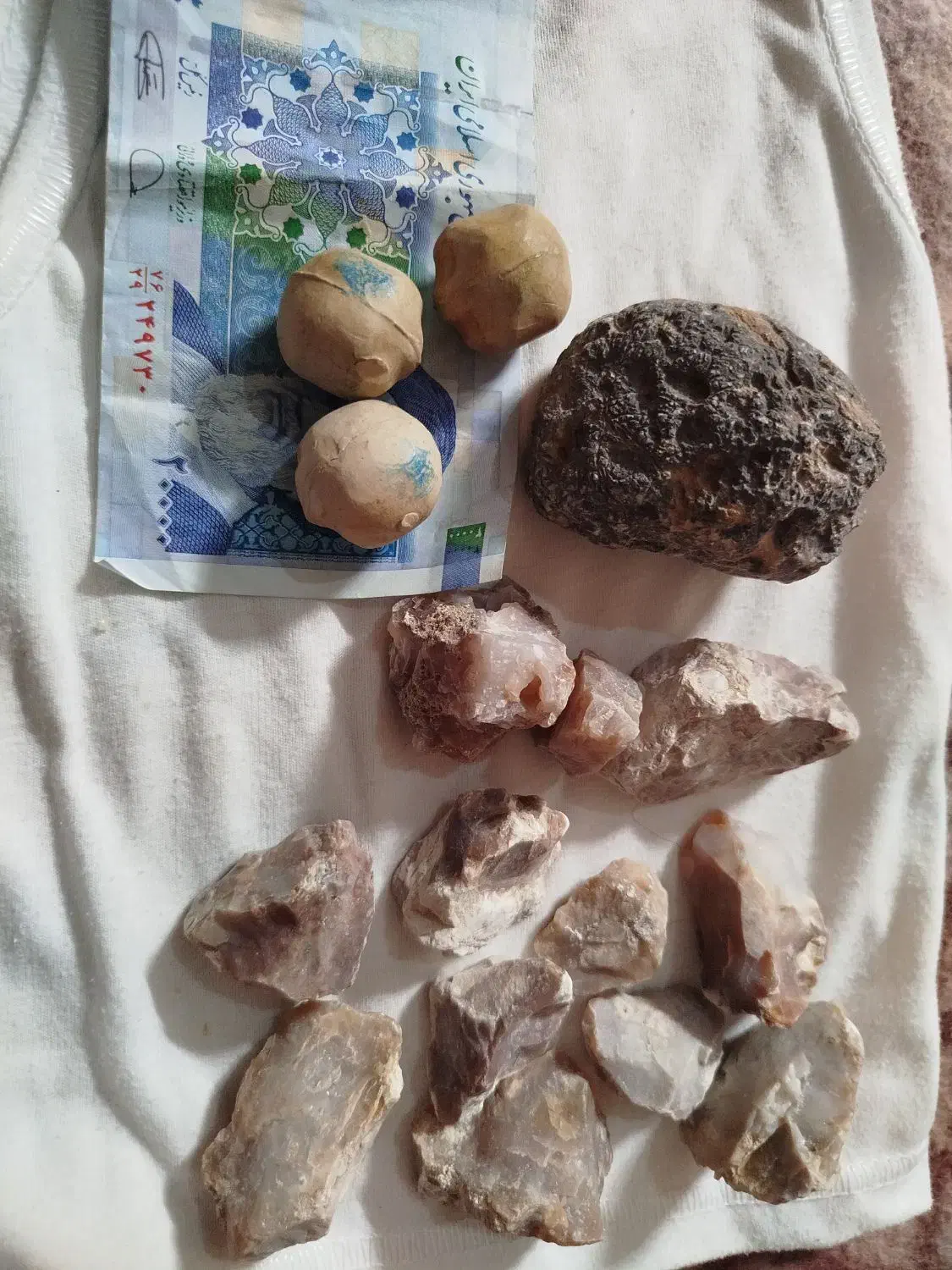 این سنگها بفروش میرسد|جواهرات|کازرون, |دیوار