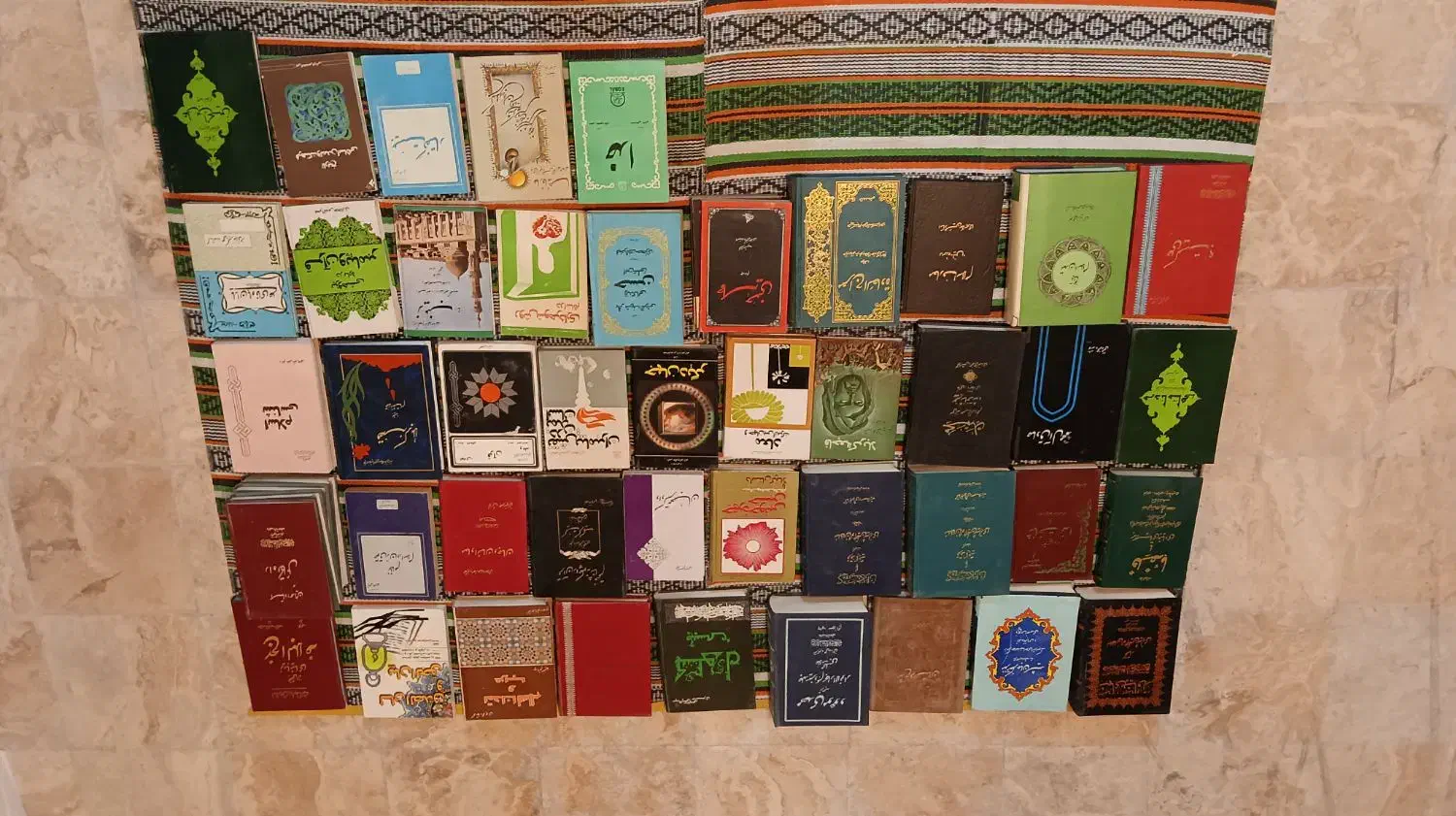 فروش ۲۰۰ جلد کتاب شخصی|کتاب و مجله ادبی|خوانسار, |دیوار