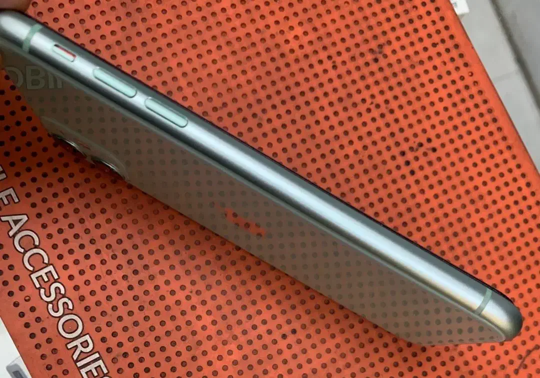 ۱۱ نرمال ۱۲۸ گیگ ZAA|موبایل|تهران, افسریه شمالی|دیوار