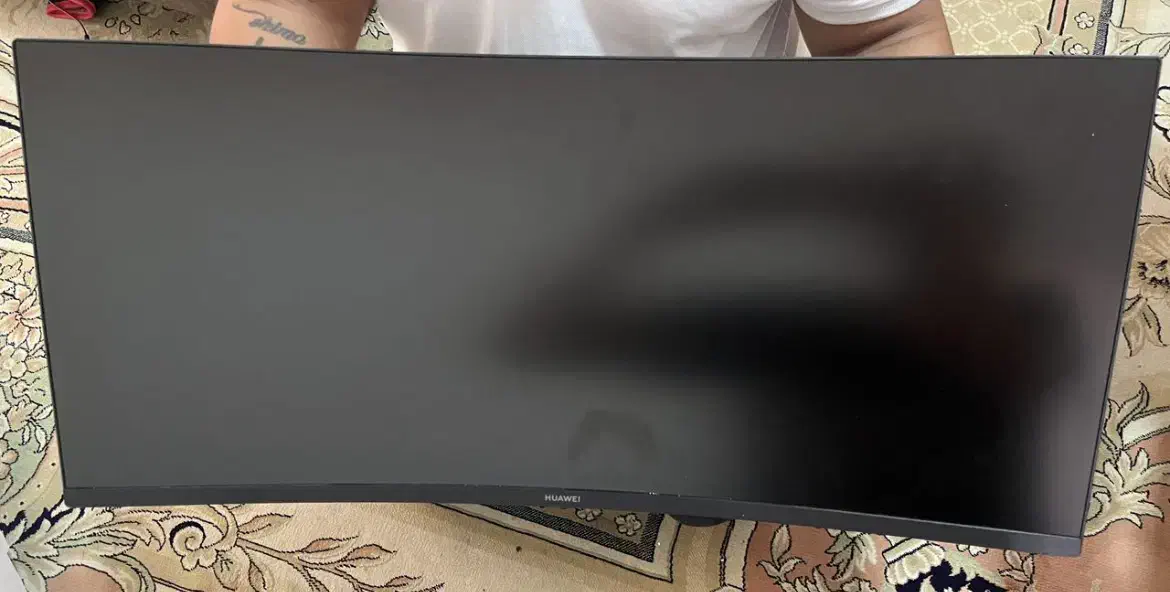 مانیتور هواوی همراه با ساندبار|تلویزیون و پروژکتور|سیرجان, |دیوار