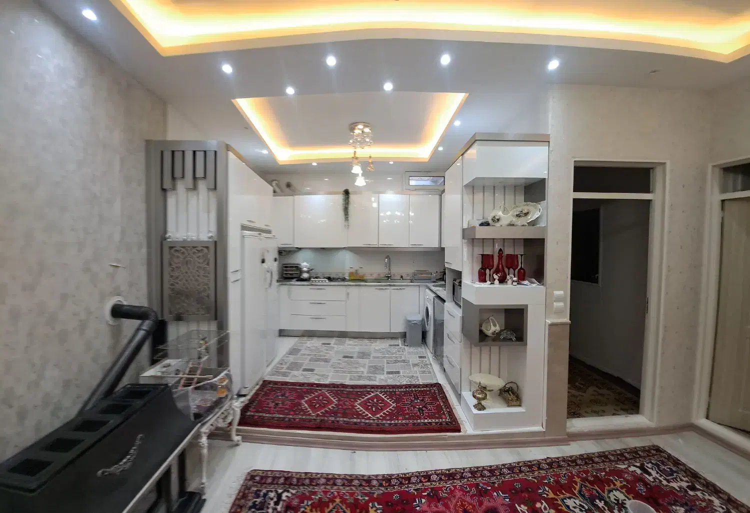 حیاط ویلایی|فروش خانه و ویلا|باسمنج, |دیوار