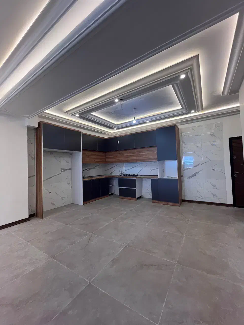 ۱۰۰متری لوکیشن اصیل فرصت طلایی خرید|فروش آپارتمان|لاهیجان, رجایی|دیوار