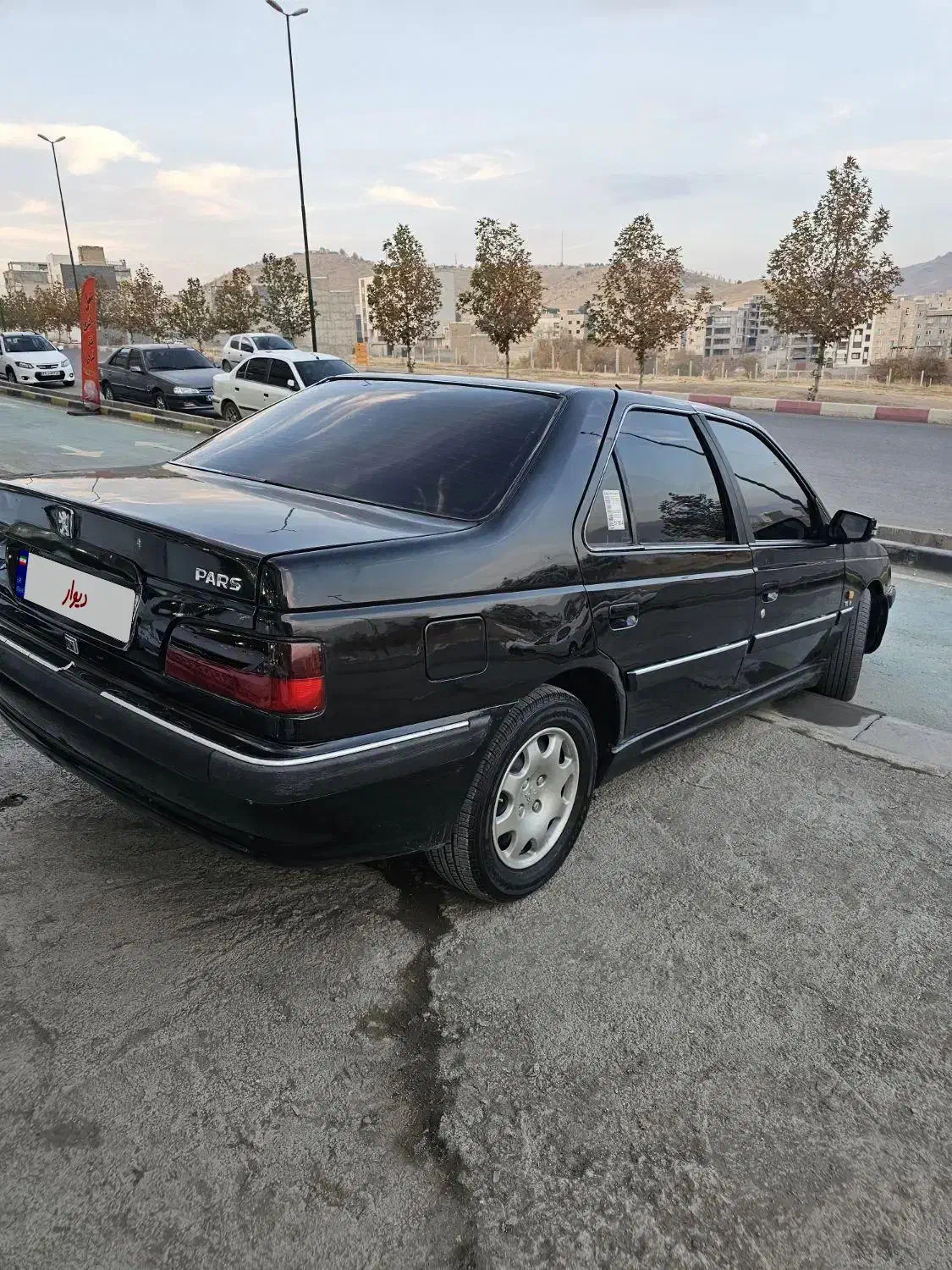 پژو پارس مدل 82 مشکی درجه یک|خودرو سواری و وانت|سنندج, |دیوار