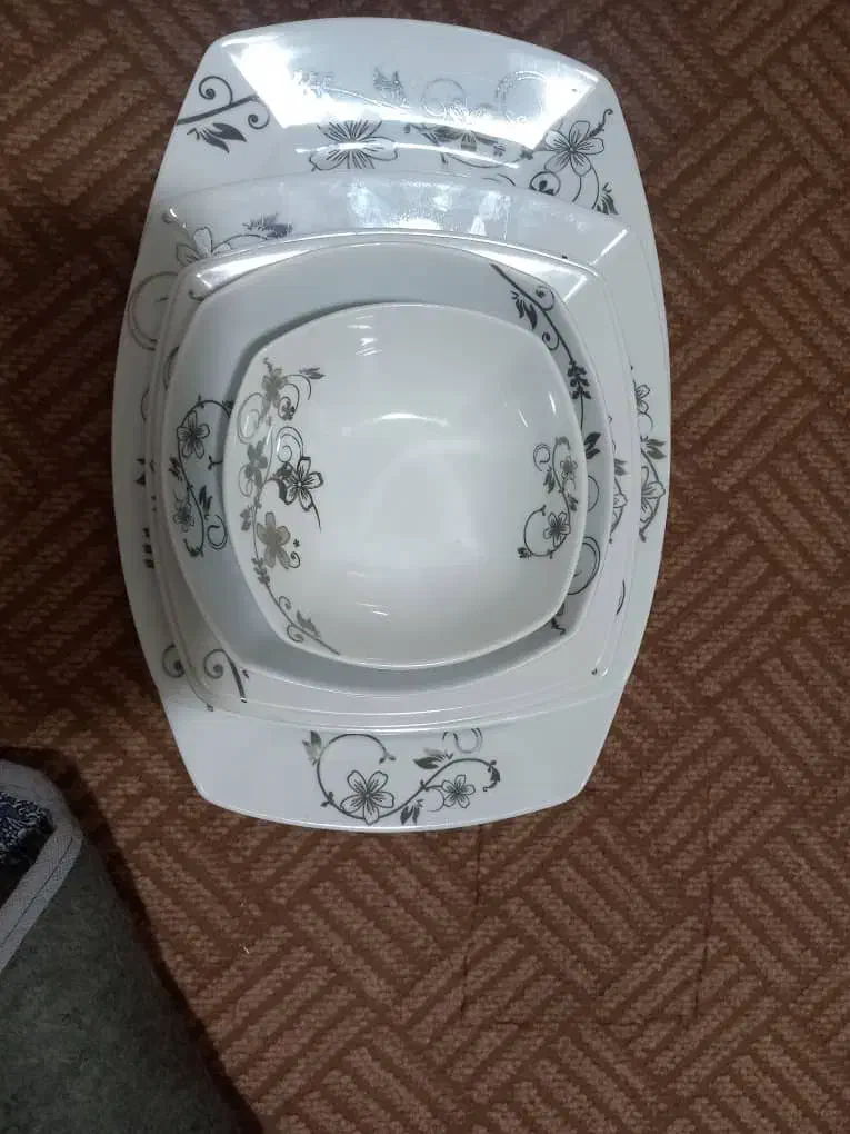 ظروف چینی 12.نفره نو|ظروف سرو و پذیرایی|اهواز, کوروش|دیوار