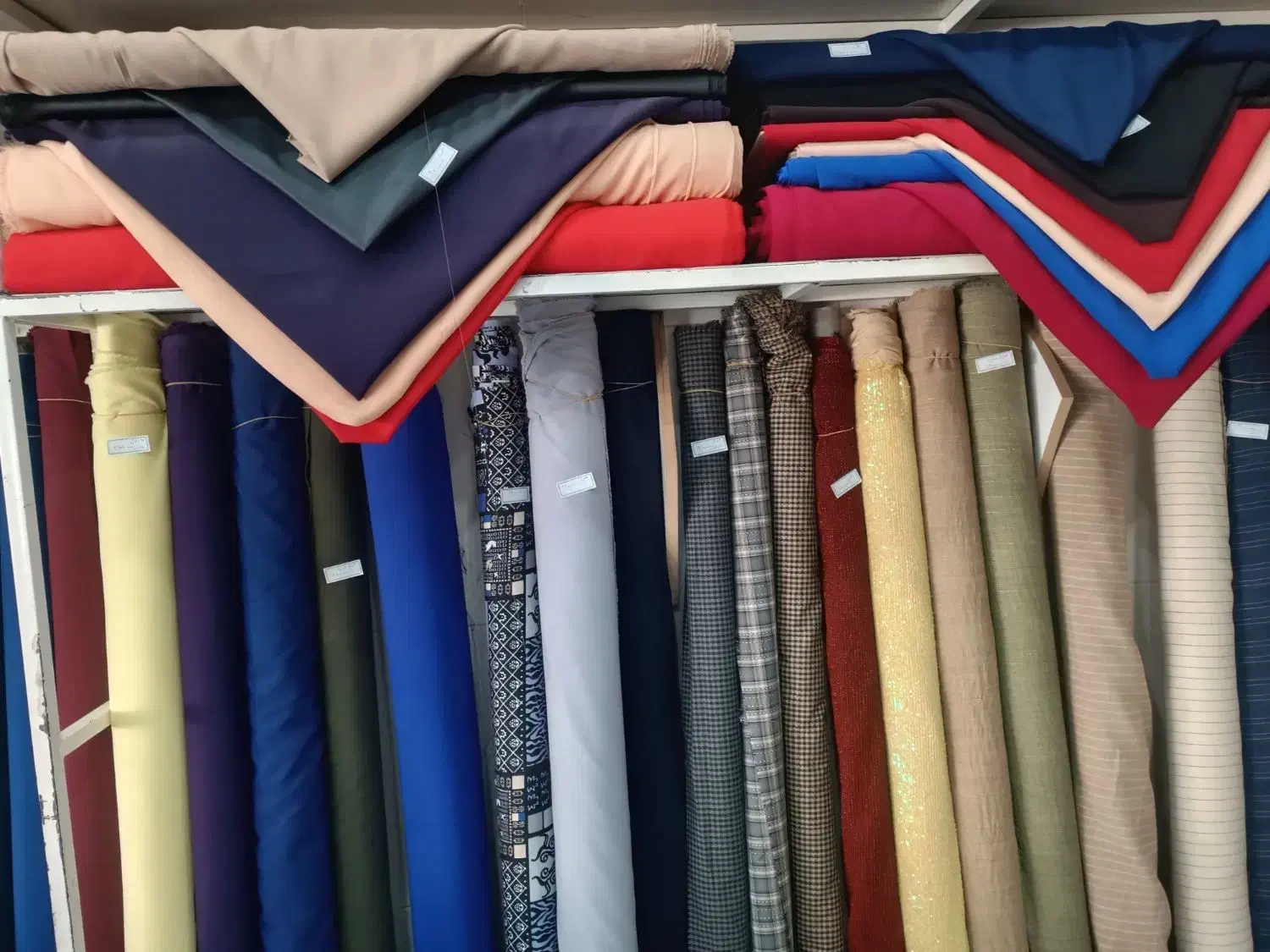 حراج پارچه های تک رنگ در انواع جنس|حراج|ایوان, |دیوار