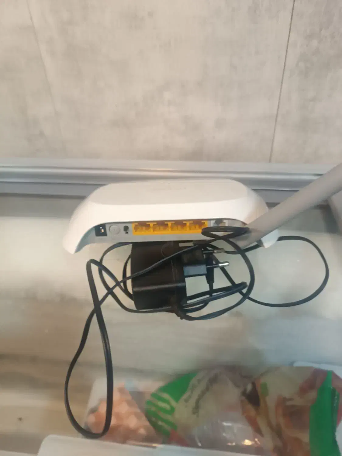 مودم تی پی لینک ۴ پورت|مودم و تجهیزات شبکه|صومعه‌سرا, |دیوار