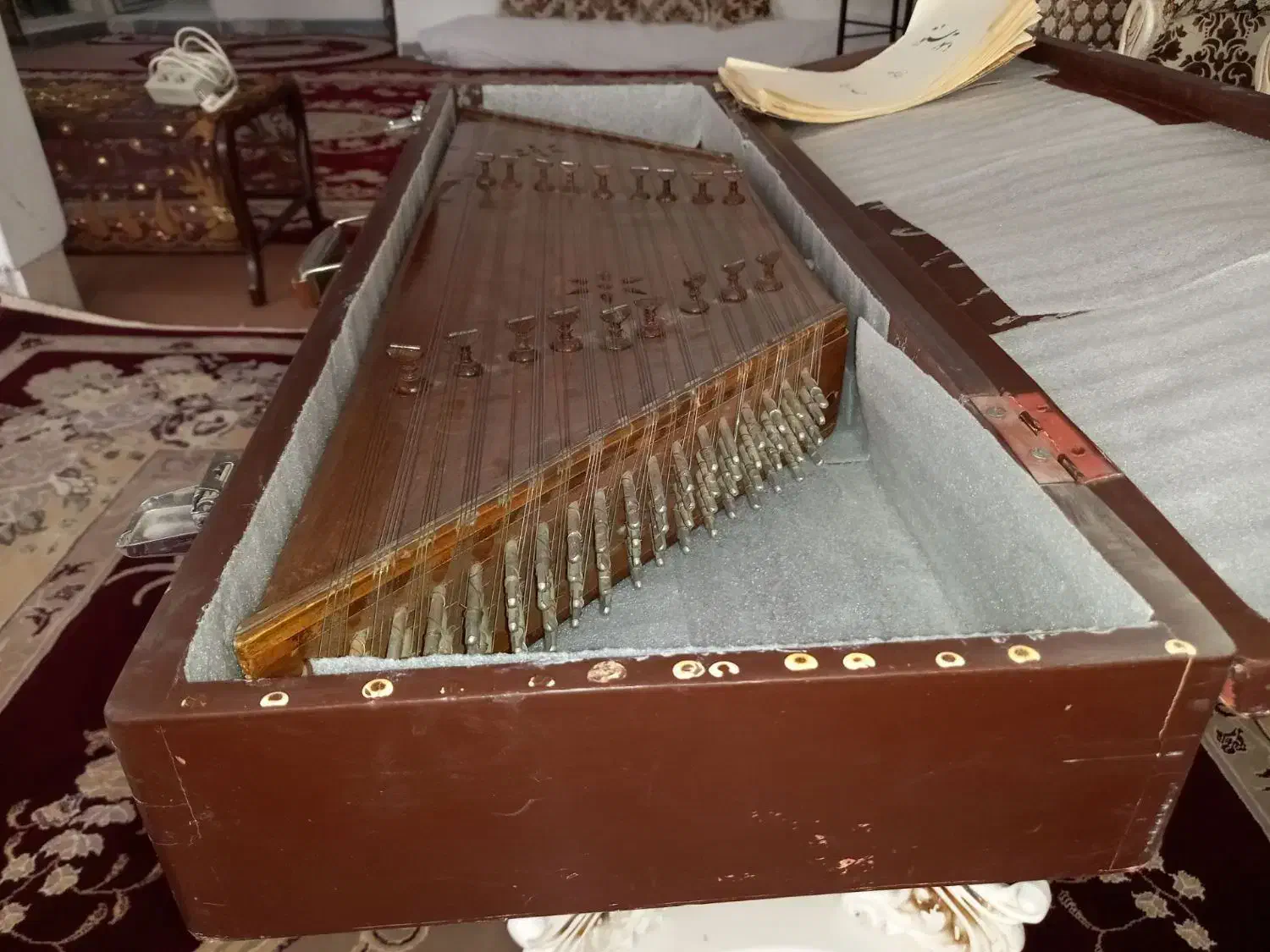 سنتور|سازهای سنتی|اراک, |دیوار