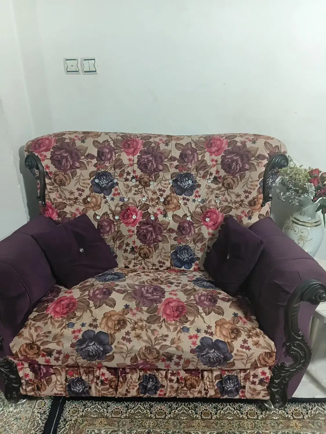 مبل ۷ نفره|مبلمان خانگی و میز عسلی|رشت, جانبازان|دیوار