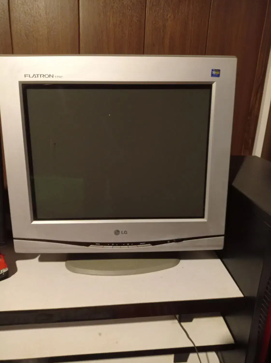 دو عدد مانیتور خراب برای فروش|قطعات و لوازم جانبی رایانه|رشت, حومه رشت|دیوار