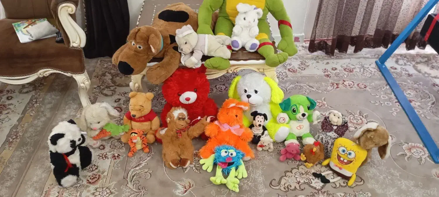 21عدد عروسک بزرگ و کوچک|اسباببازی|کبودرآهنگ, |دیوار