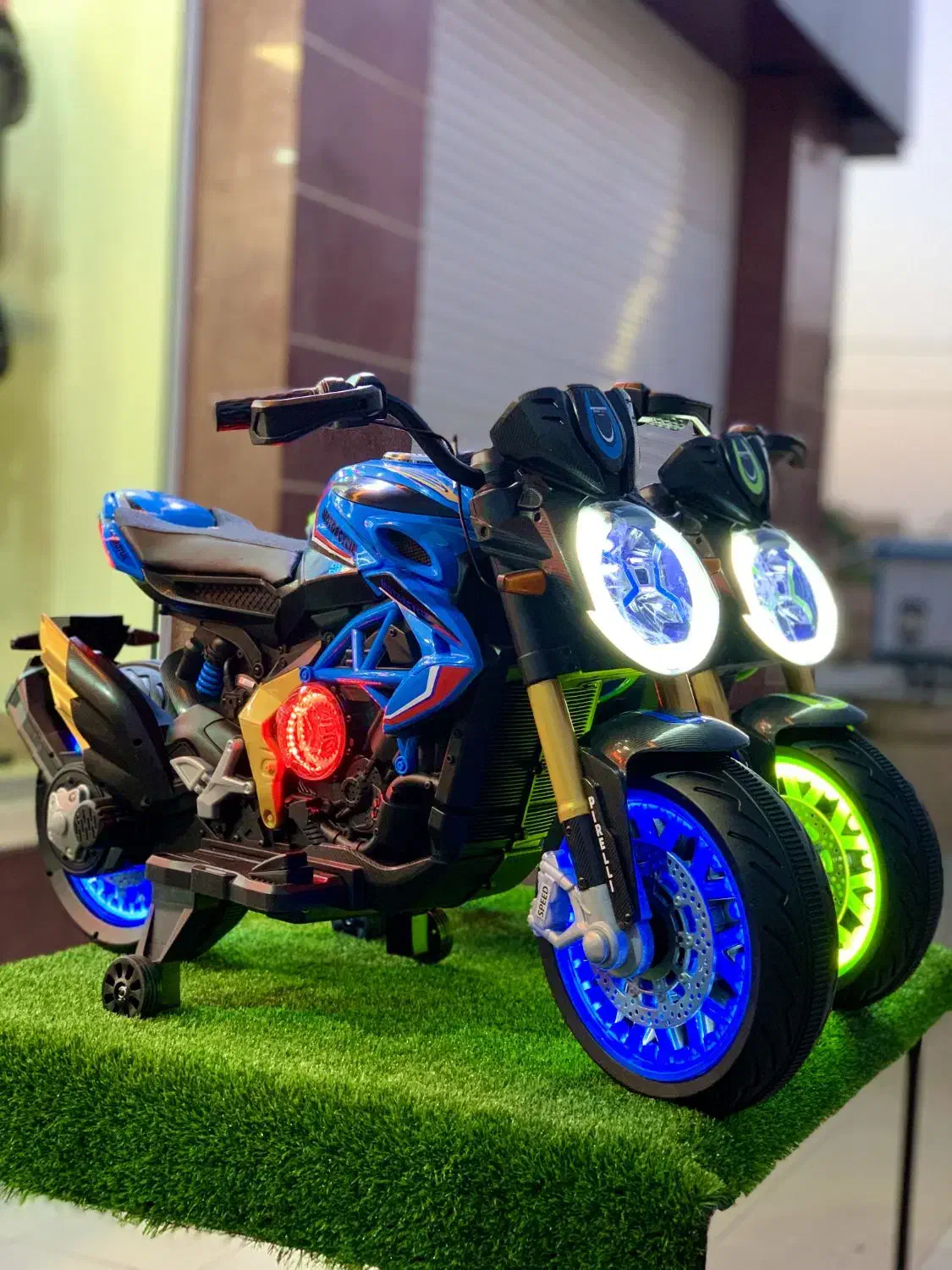 موتور شارژی (شهر ماشین)|اسباببازی بچه|ارومیه, |دیوار