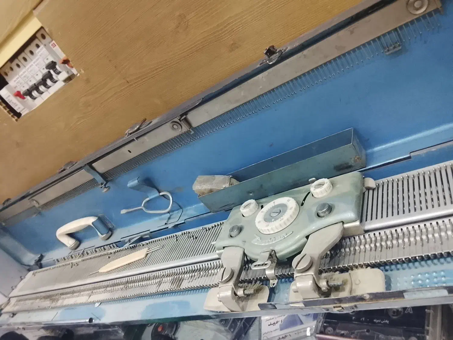 ماشین بافت بافتنی|چرخ خیاطی و ریسندگی|اصفهان, باغ فدک|دیوار