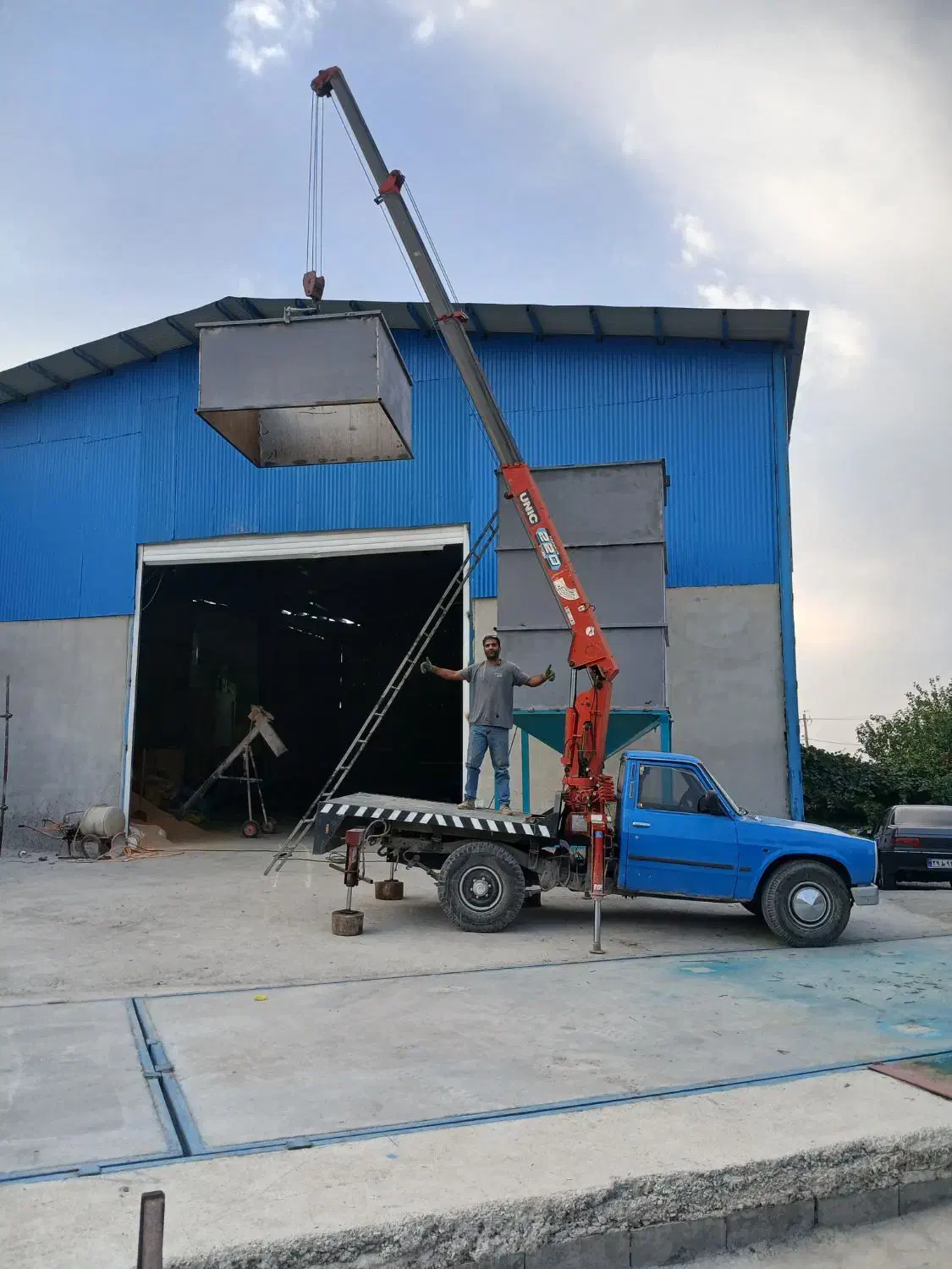 جرثقیل نیسانی|خودرو سنگین|دره شهر, |دیوار