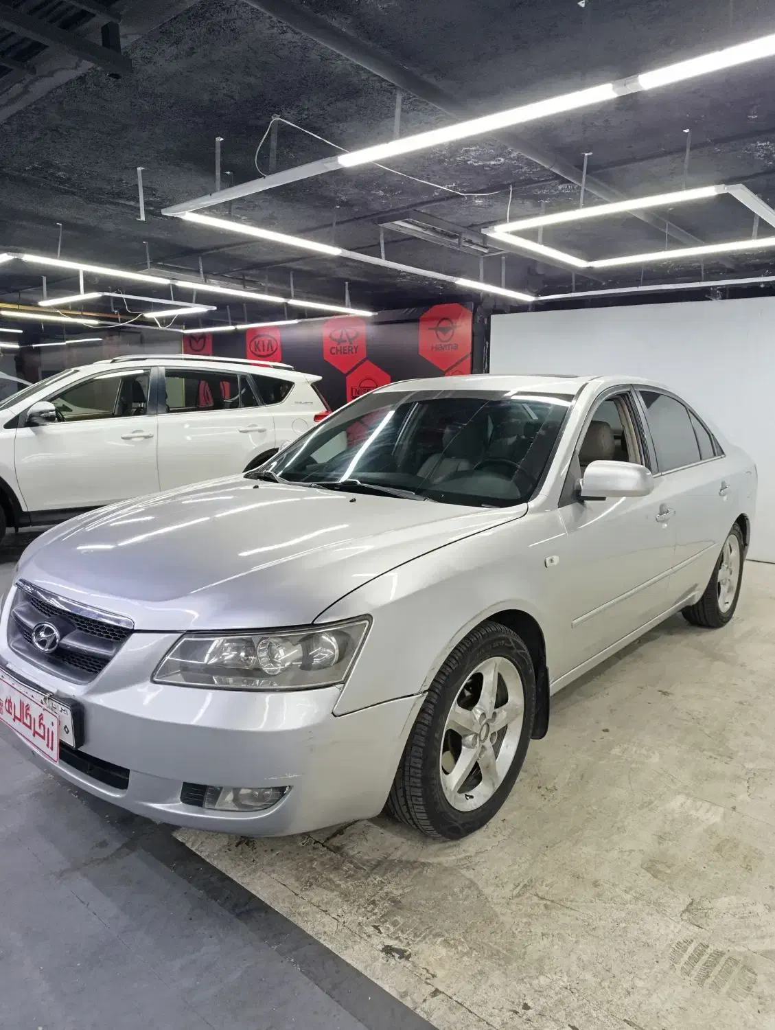 سوناتا۲۰۰۷ ۶سیلندر|خودرو سواری و وانت|تهران, درختی|دیوار