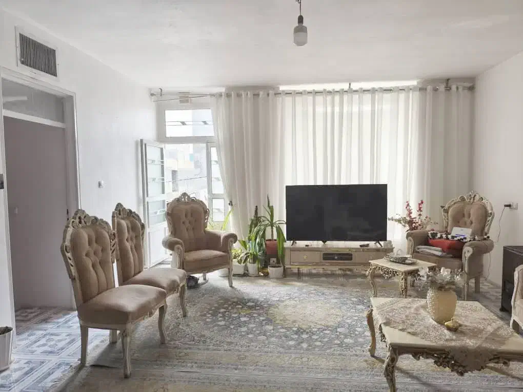 رهن واجاره منزل3خوابه طبقه دوم|اجارهٔ آپارتمان|شیراز, شهرک صادقیه|دیوار