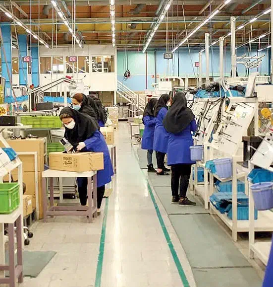 استخدام فوری کارگر خانم|استخدام صنعتی، فنی، مهندسی|هشتگرد, شهرک صنعتی هشتگرد|دیوار