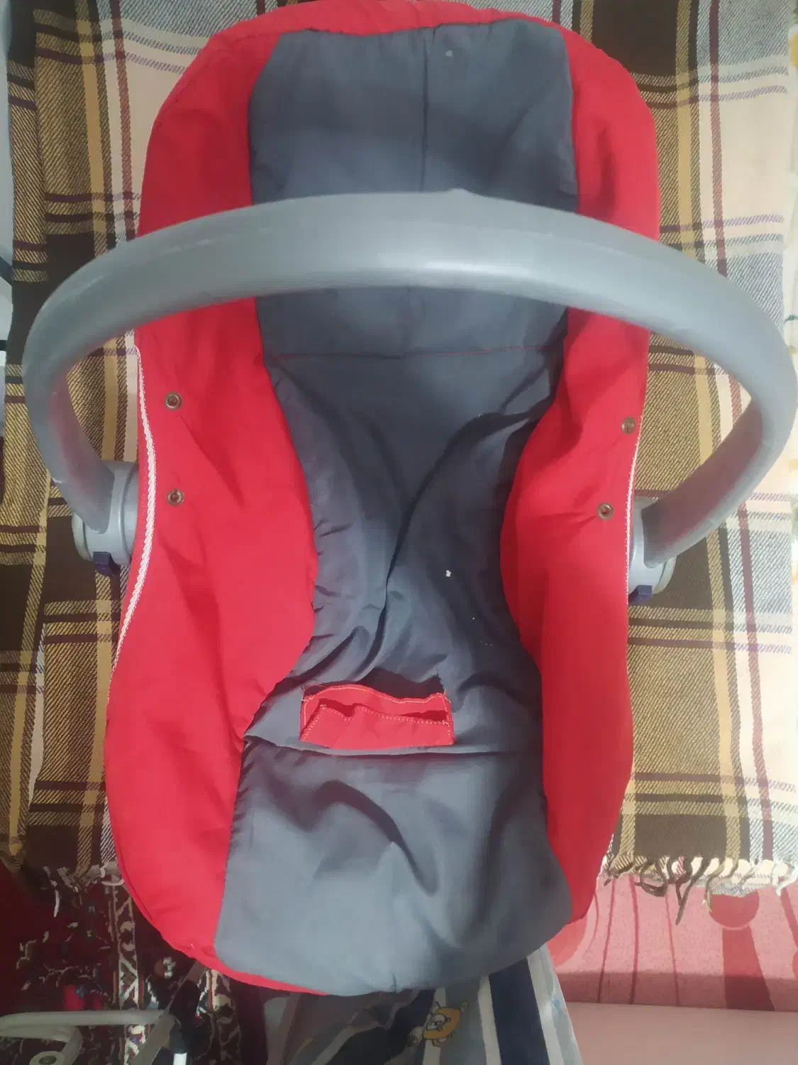 کریر|کالسکه و لوازم جانبی|سیاهکل, |دیوار