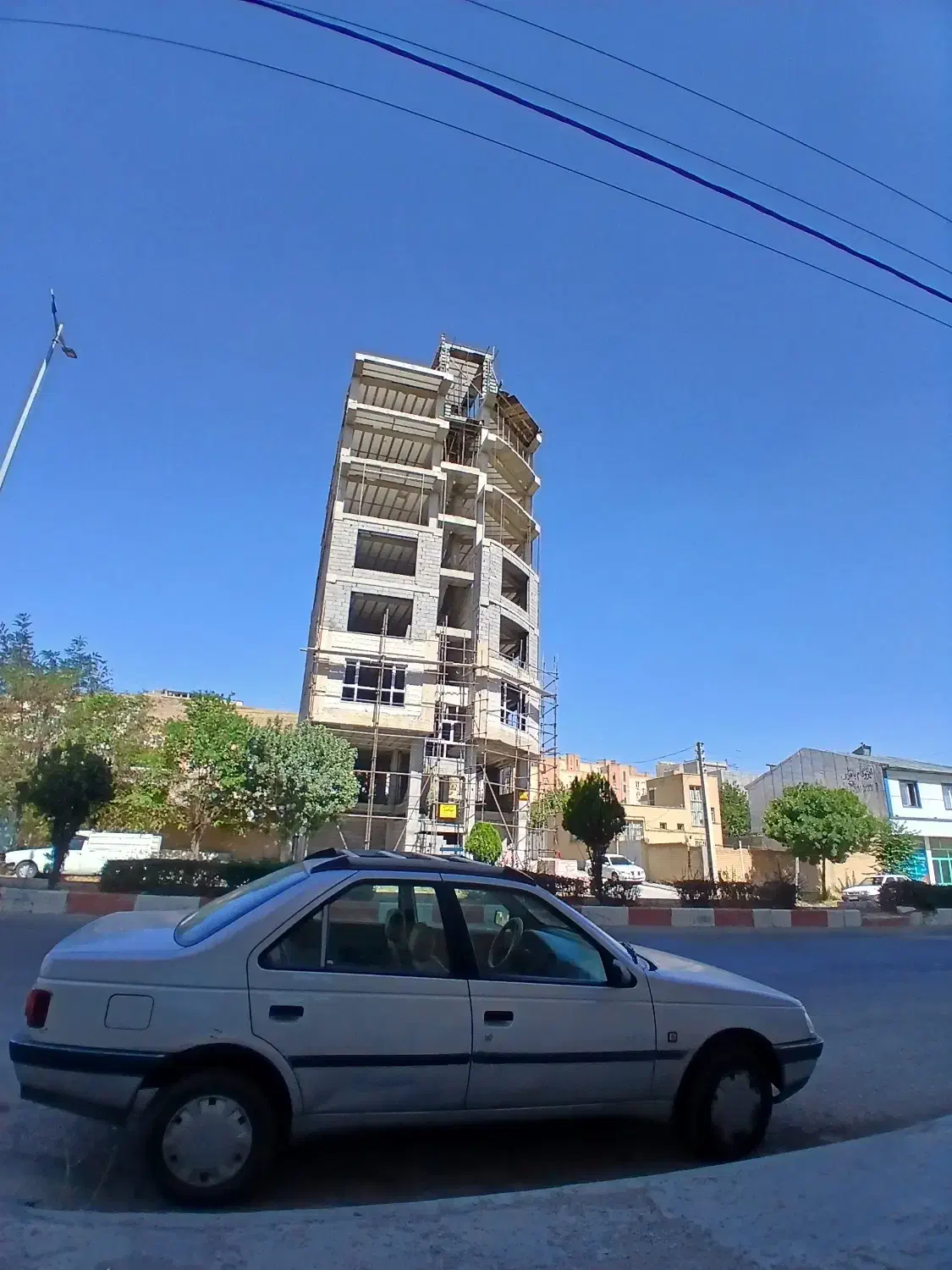 اجرای پروژه های ساختمانی صفر تا صد با تامین مصالح|خدمات پیشه و مهارت|رشت, منظریه|دیوار