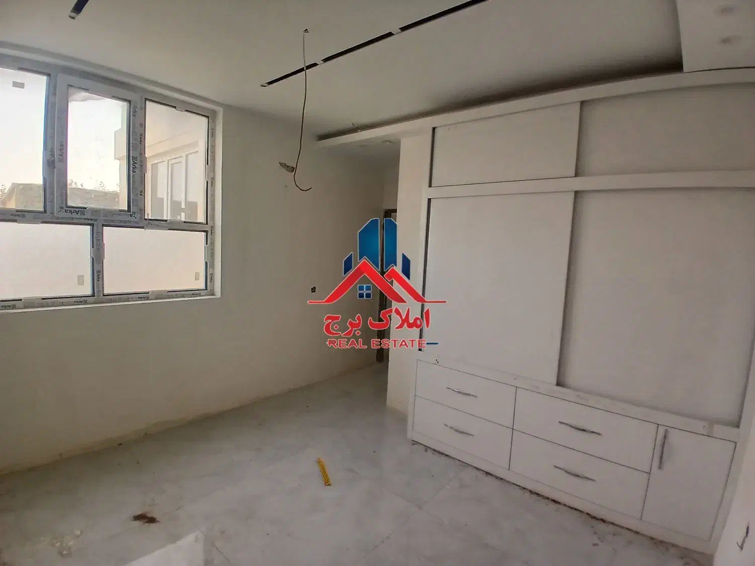 *بلوار المپیک ۱۱۱متر۲خواب کلیدنخورده ۱۵متر انباری*