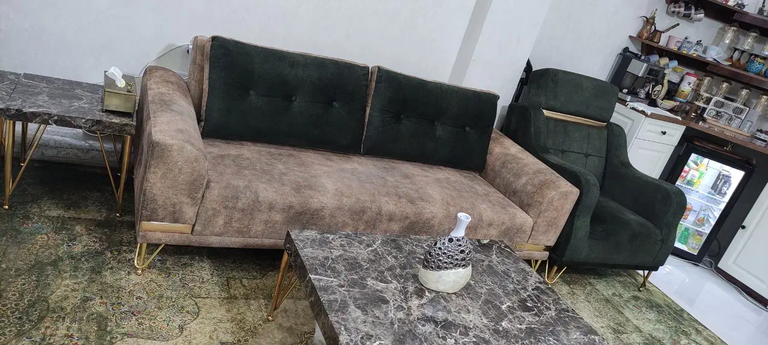 مبل ۷ نفره راحتی|مبلمان خانگی و میز عسلی|اهواز, فاز ۲ پادادشهر|دیوار