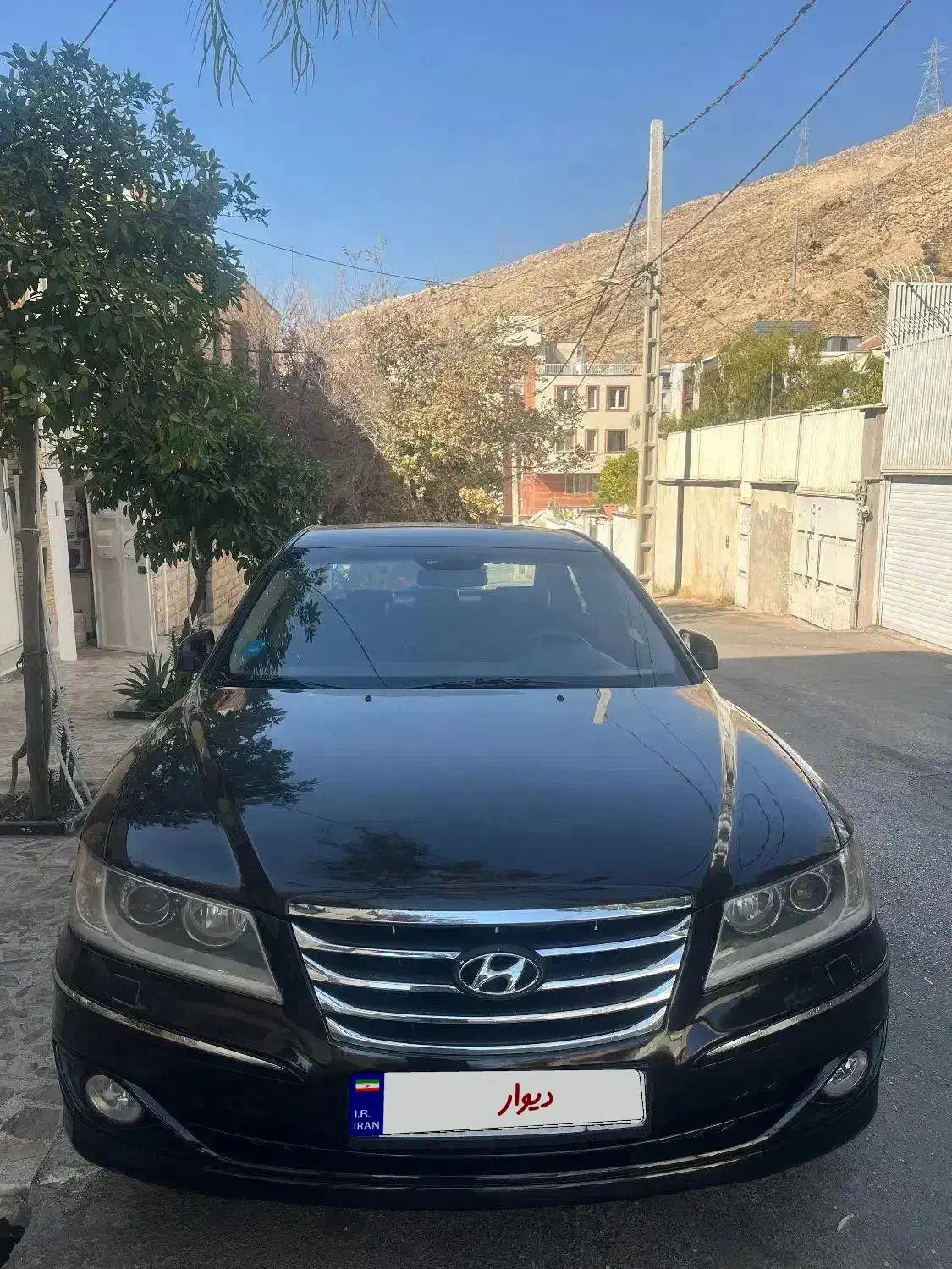 آزرا  ۲۰۱۱|خودرو سواری و وانت|شیراز, تپه تلویزیون|دیوار