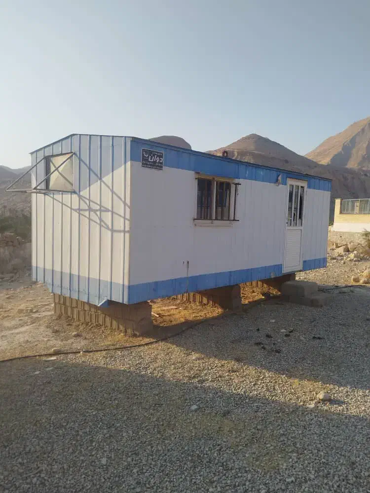 کانکس|مصالح و تجهیزات ساختمان|کنار تخته و کمار, |دیوار