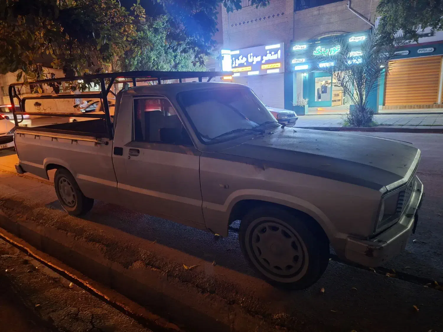 وانت مزدا|خودرو سواری و وانت|بوشهر, |دیوار