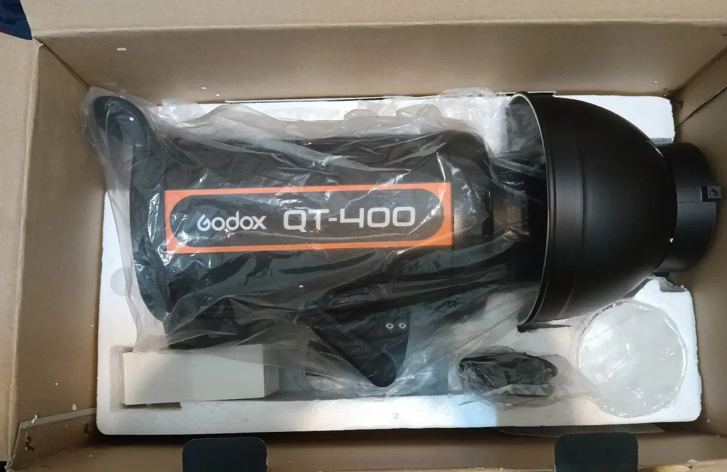 فلاش استودیویی GODOX QT400|دوربین عکاسی و فیلم‌برداری|کرج, فاز ۳ گوهردشت|دیوار
