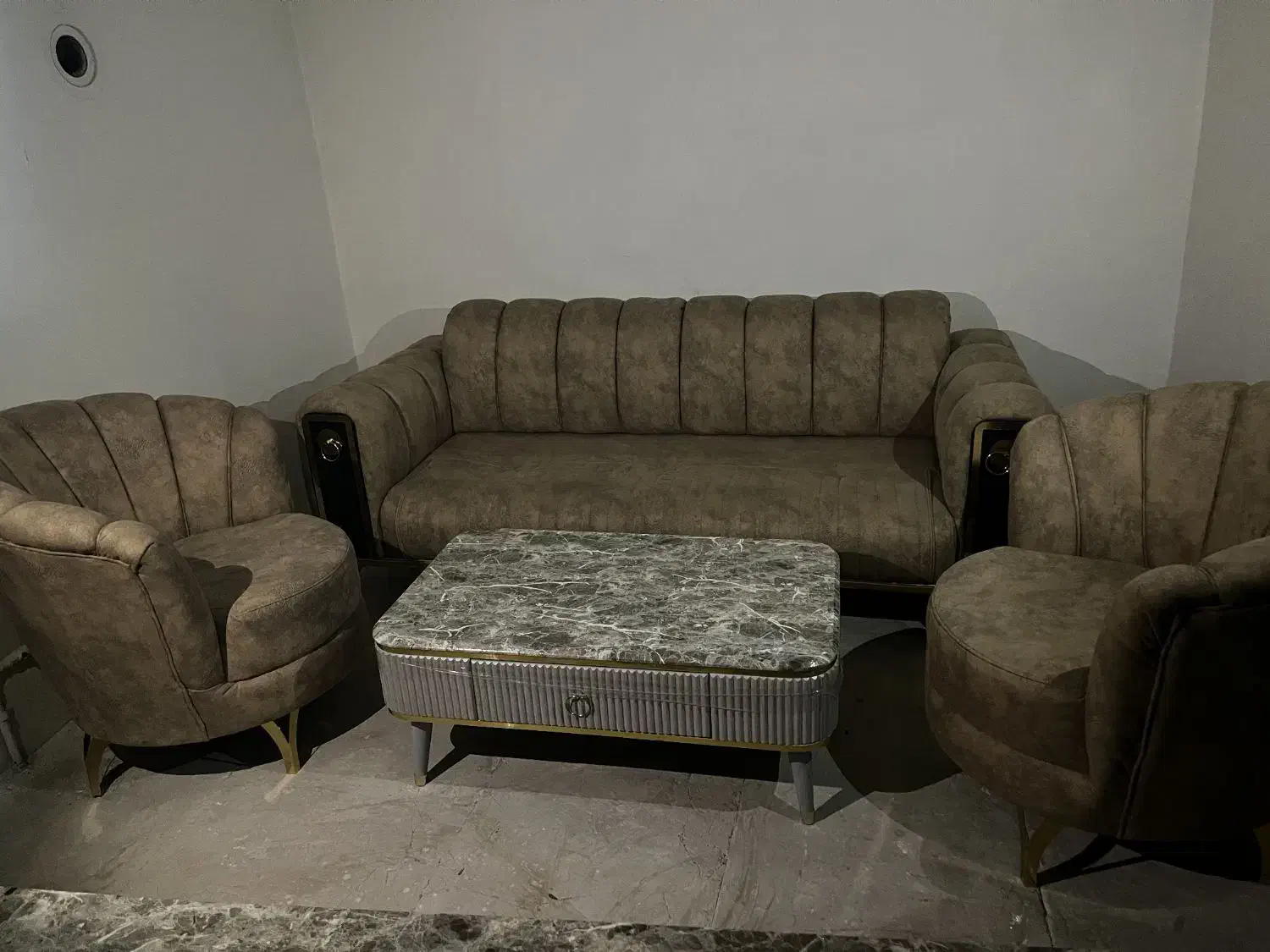 مبل|مبلمان خانگی و میز عسلی|اردبیل, |دیوار