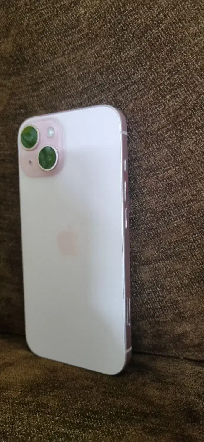 آیفون ۱۵ نرمال صورتی خیلی تمیز|موبایل|مشهد, کلاهدوز|دیوار