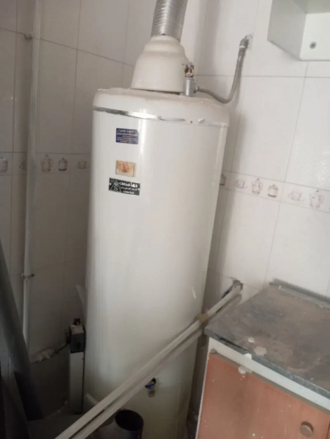 آب گرم کن|آبگرمکن، پکیج، شوفاژ|دورود, |دیوار