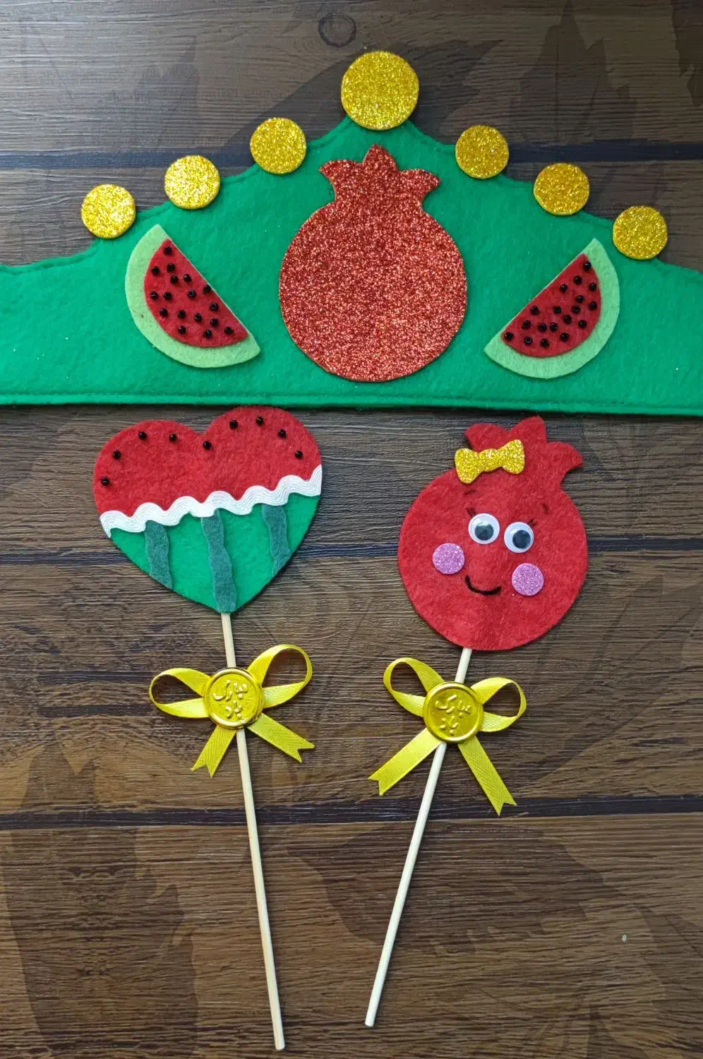 دست سازه نمدی مناسب برای یلدا|صنایع دستی و سایر لوازم تزئینی|رشت, استادسرا|دیوار