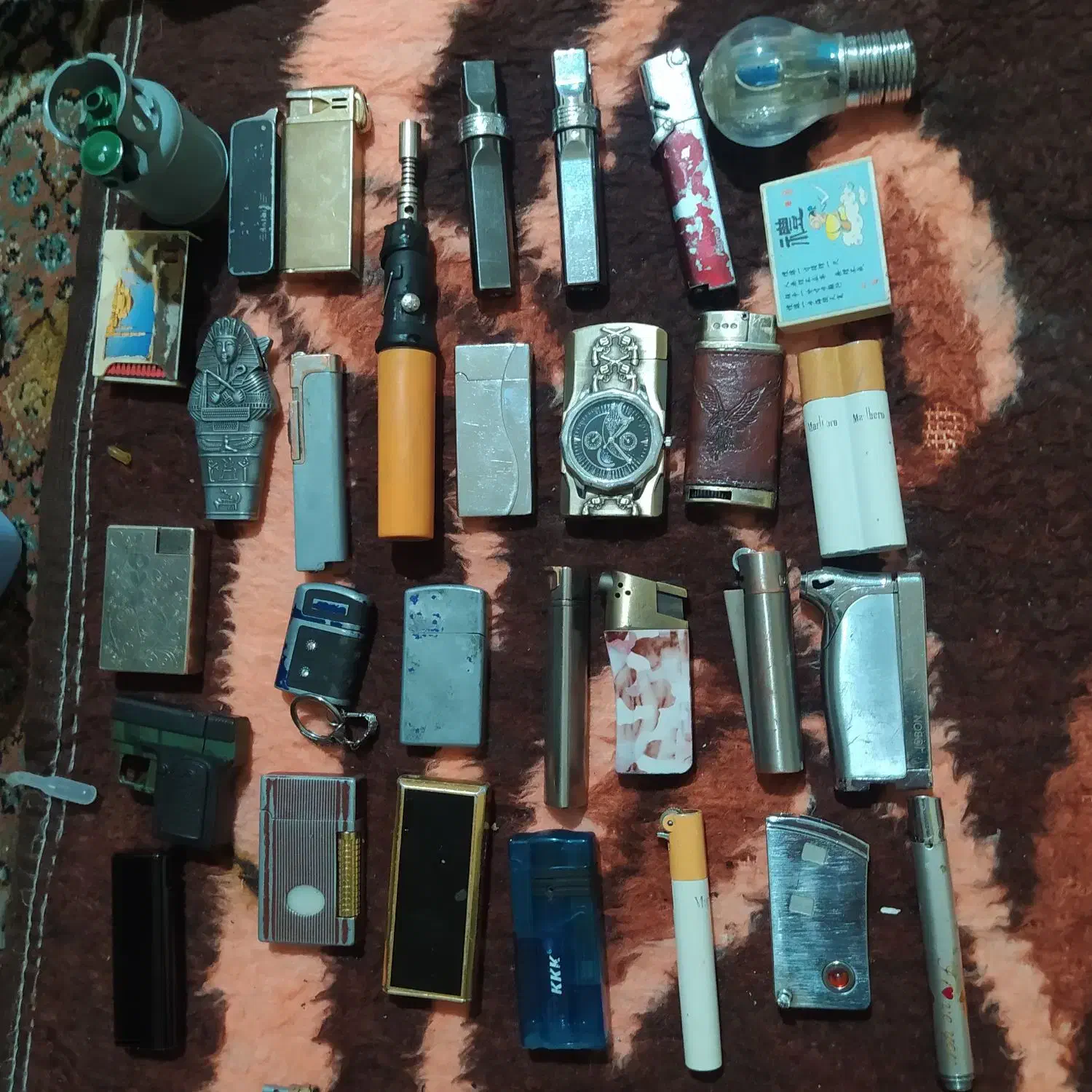 فندک قدیمی|کلکسیون اشیاء عتیقه|سنندج, |دیوار