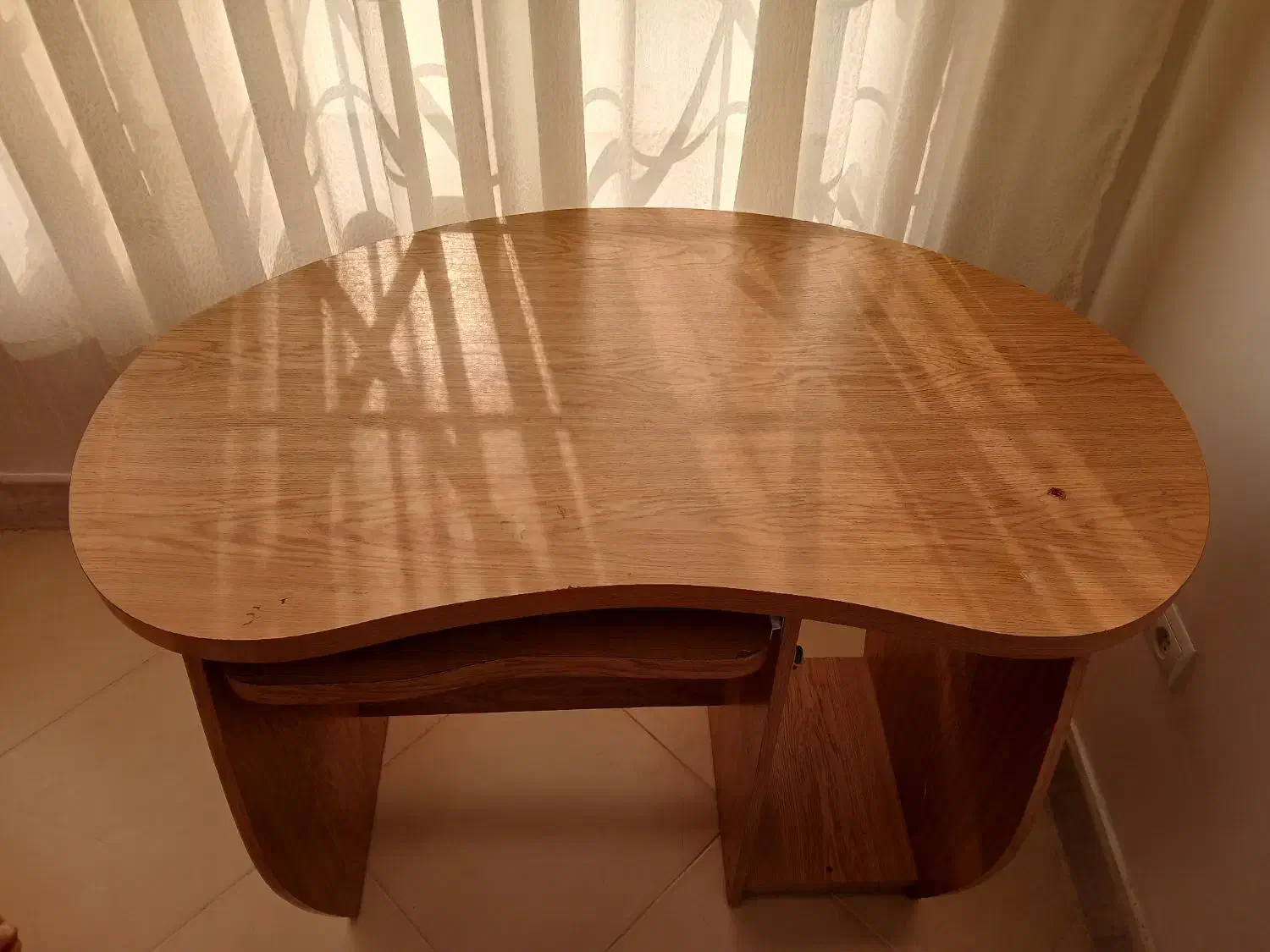 میز تحریر ۱۱۰در۶۰|میز تحریر و کامپیوتر|کاشان, عربها|دیوار