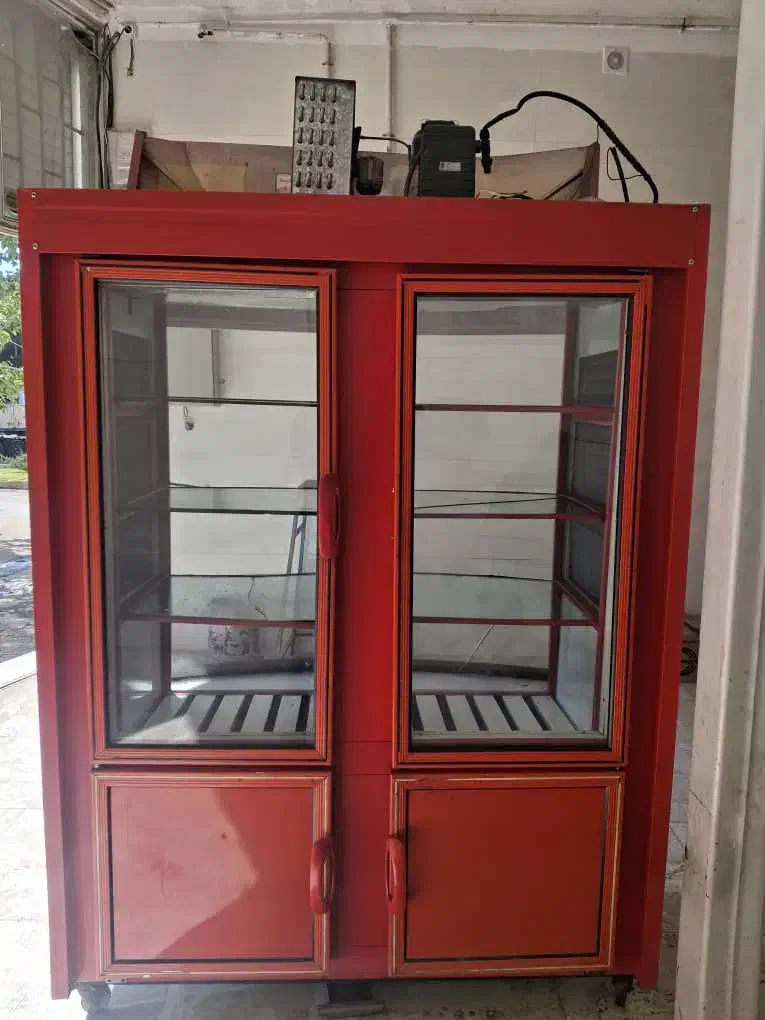 یخچال ایستاده و فر ساندویچی و فریزر بستنی|فروشگاه و مغازه|ملایر, |دیوار