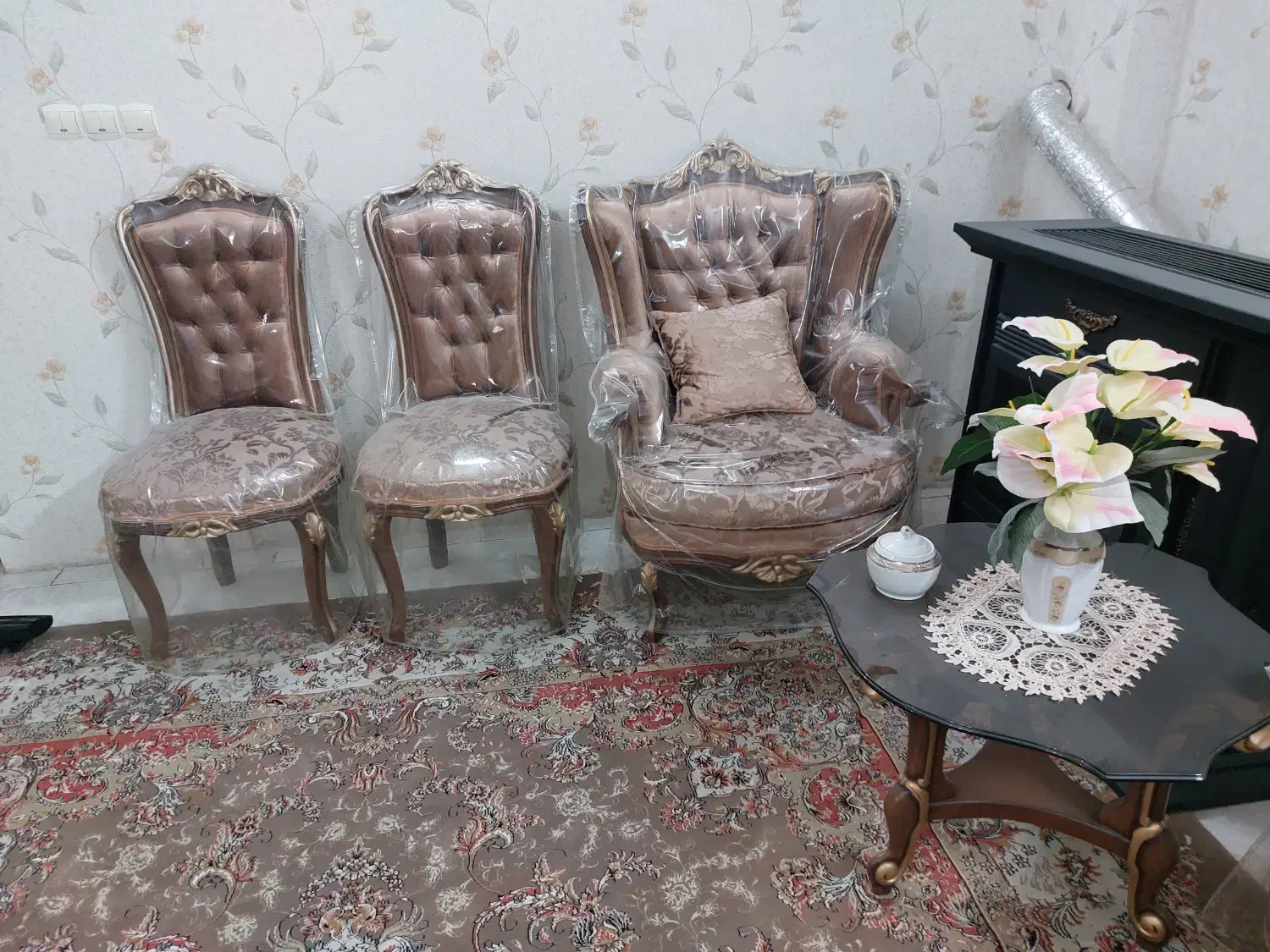 مبل ۹ نفره|مبلمان خانگی و میز عسلی|مشهد, امام رضا (ع)|دیوار