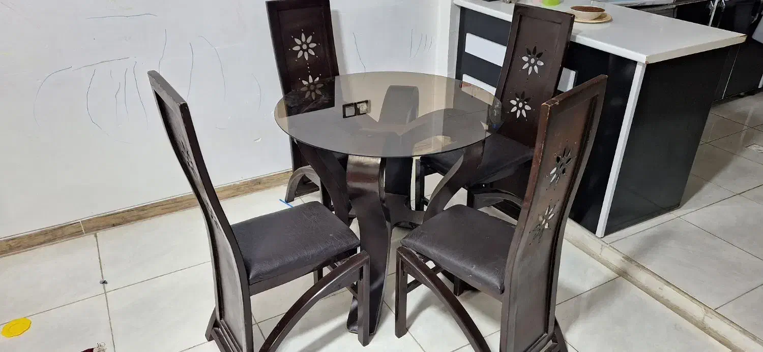 میز غذاخوری|میز و صندلی غذاخوری|لنجان, |دیوار