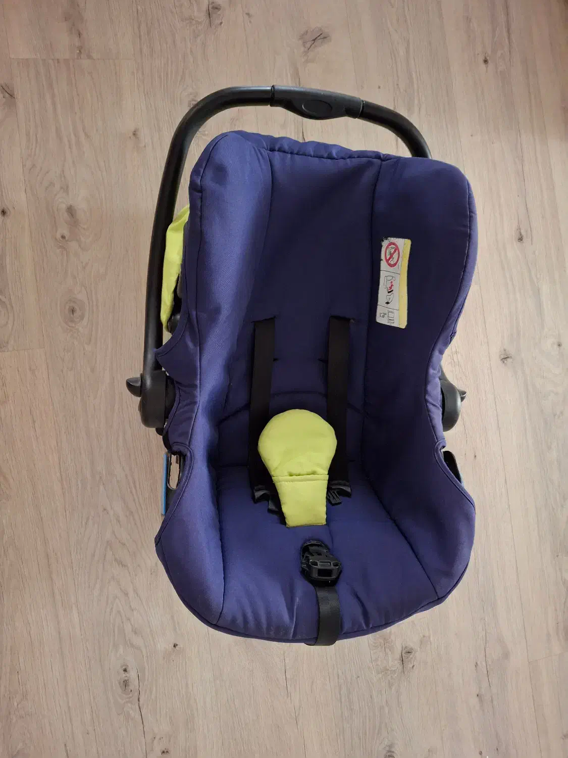 صندلی ماشین|کالسکه و لوازم جانبی|همدان, |دیوار