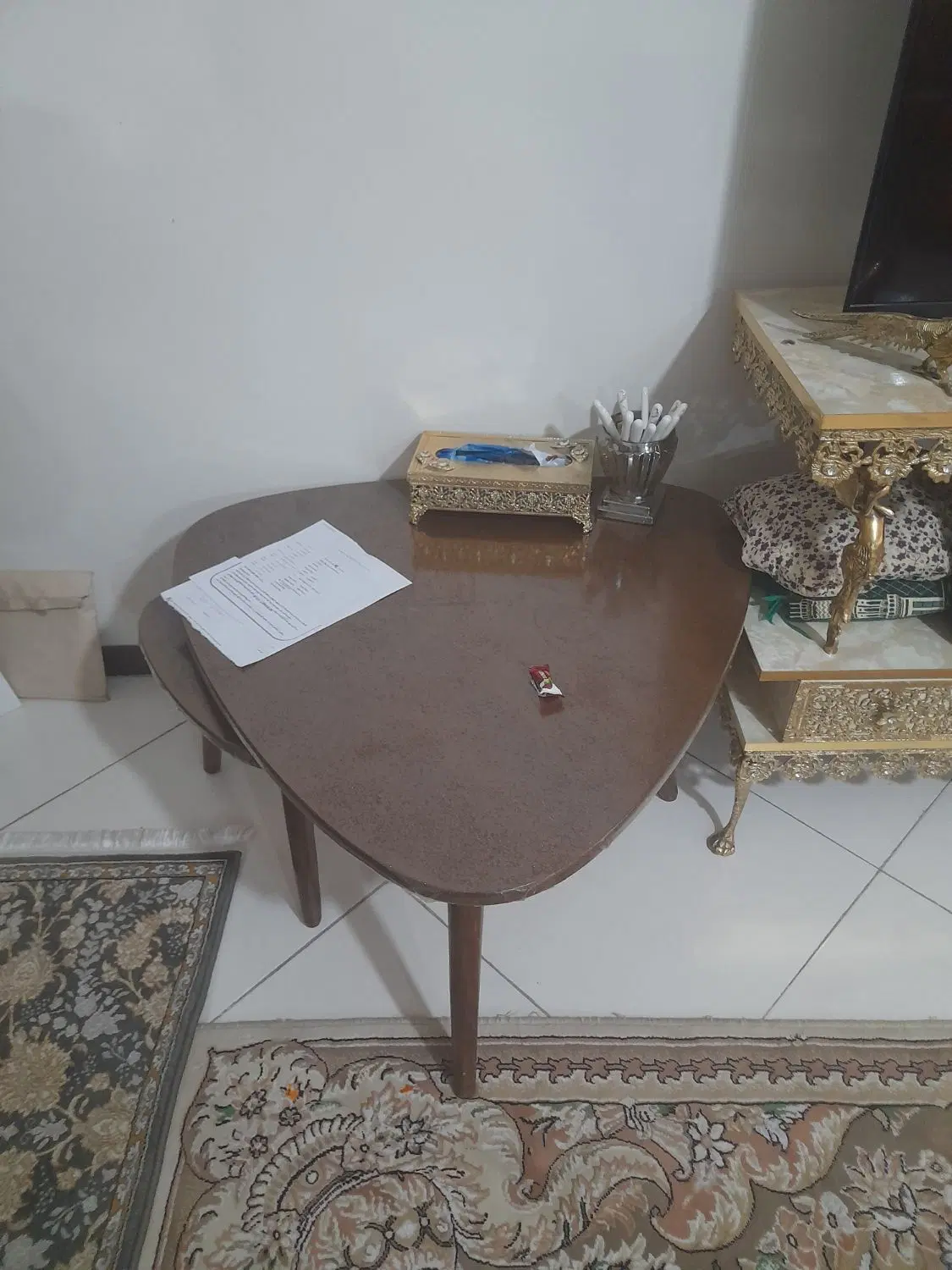 ۵،۰۰۰،۰۰۰|مبلمان خانگی و میز عسلی|تهران, آهنگران (سراسیاب دولاب)|دیوار