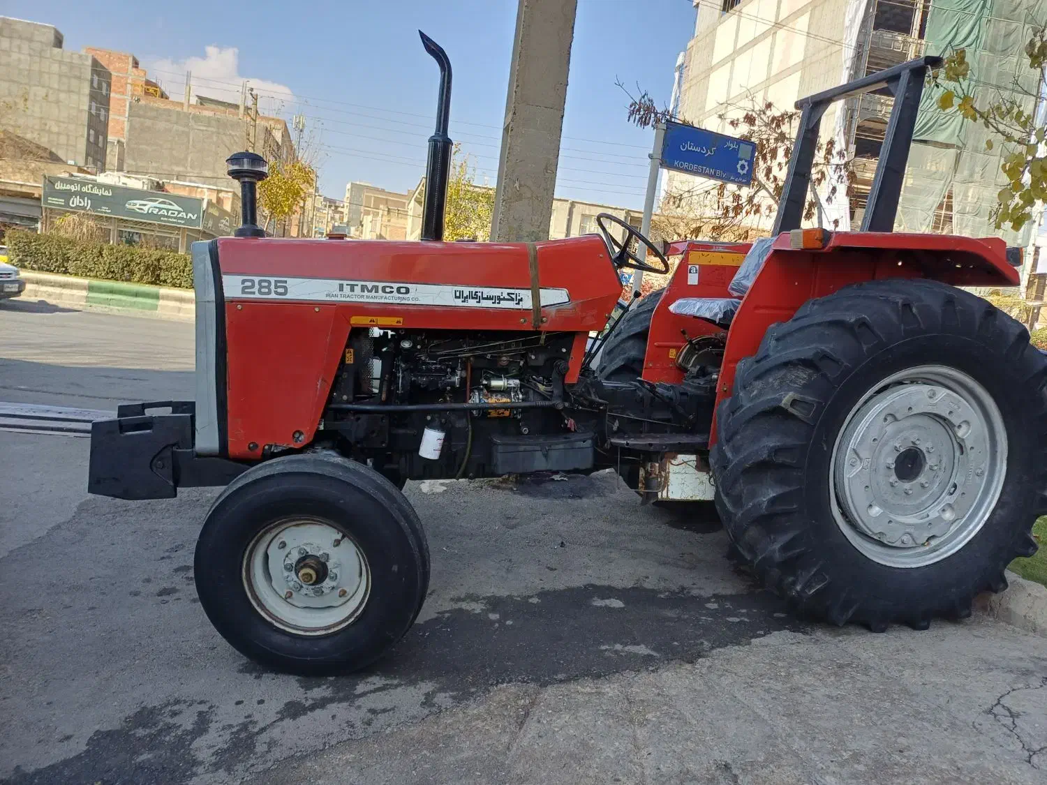 تراکتور ۲۸۵ تک مدل ۸۷|خودرو سنگین|سقز, |دیوار