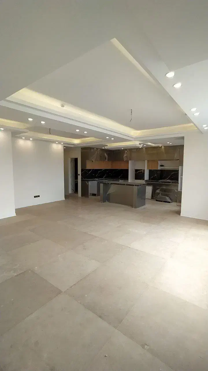 ۱۱۰متر/دو خواب/فول امکانات/کلید نخورده