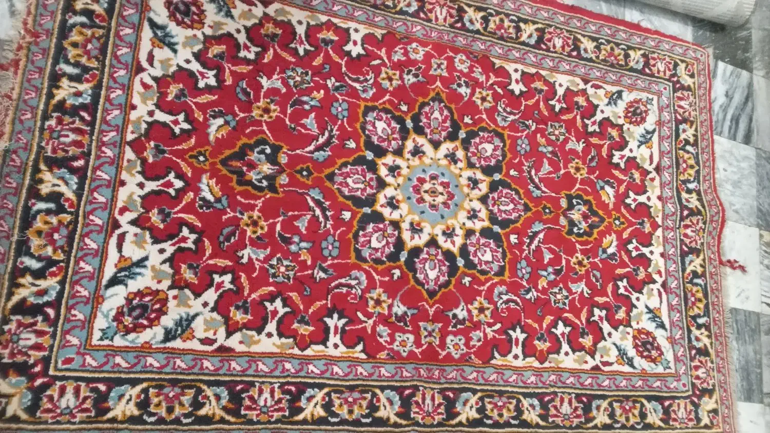 پادری|فرش|اسلام‌‌آباد غرب, |دیوار