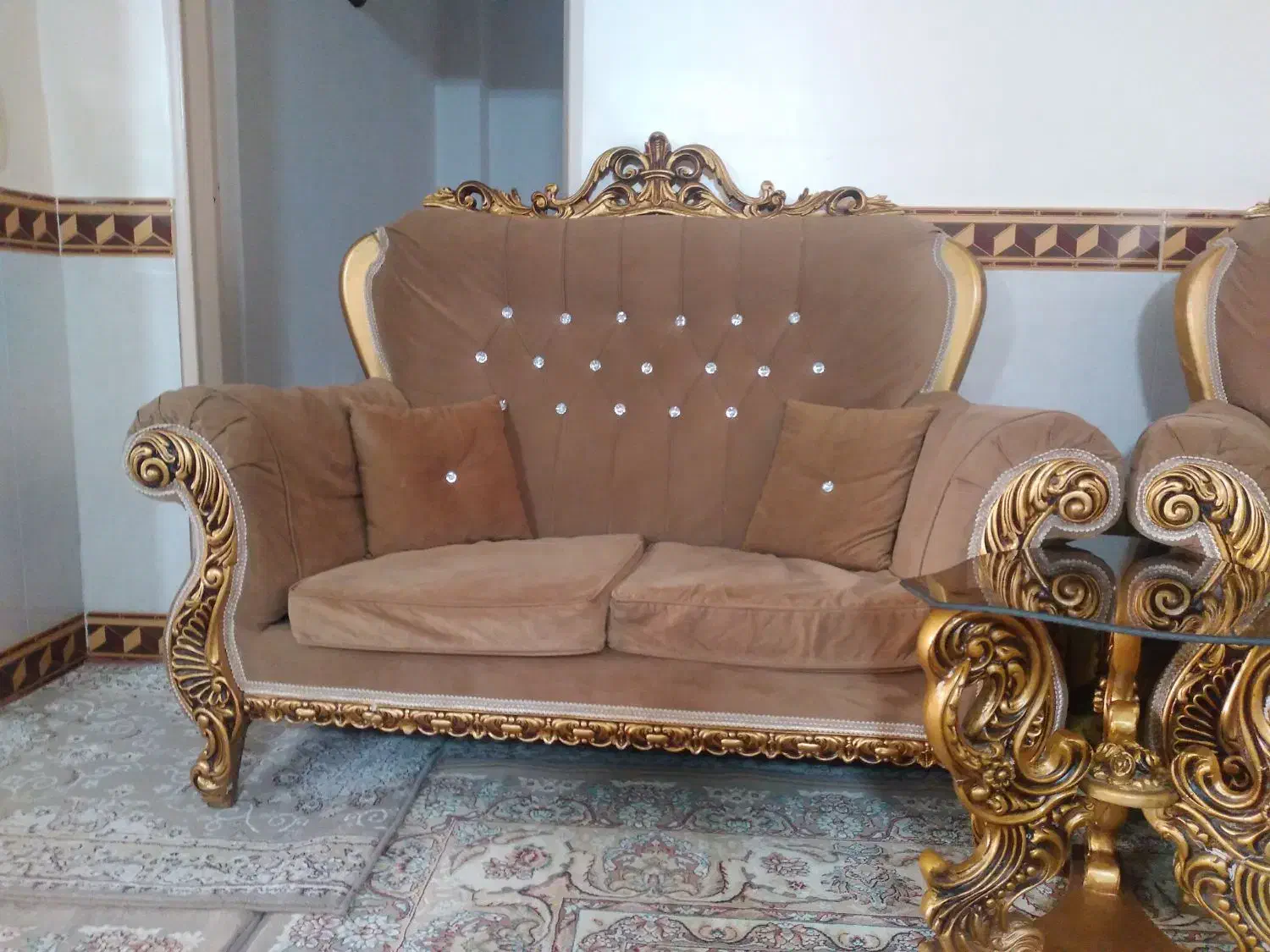 مبلمان ۸نفره به همراه عسلی|مبلمان خانگی و میز عسلی|الوند, |دیوار