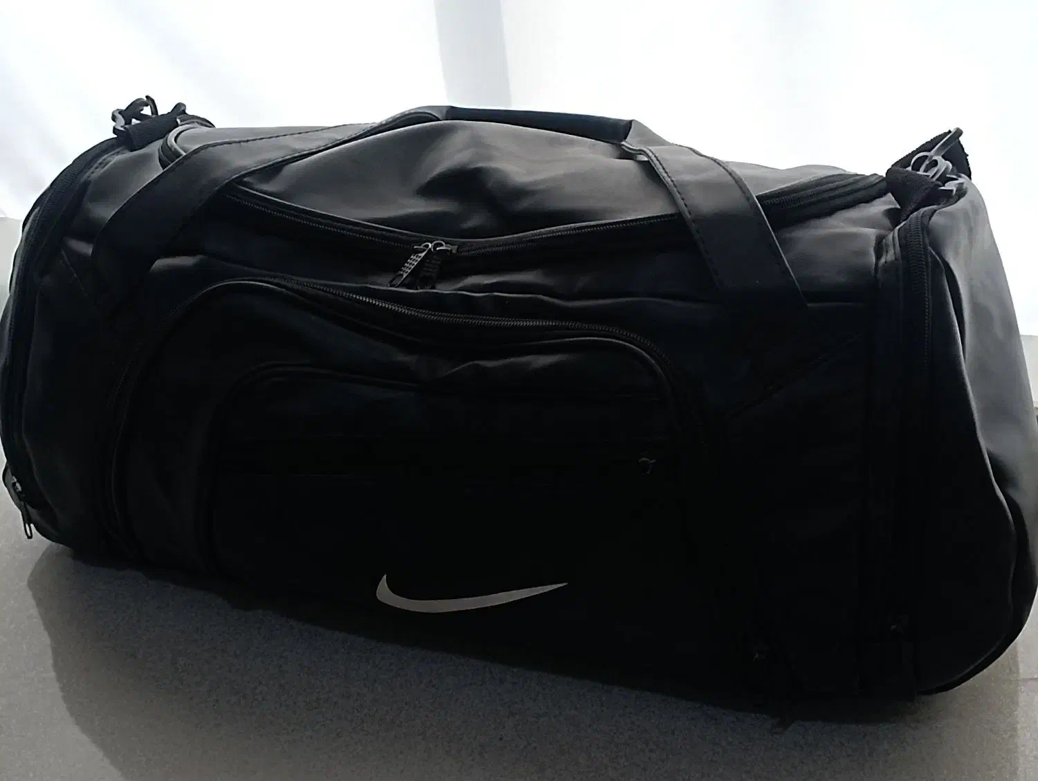 کیف ورزشی چرم اصل جادار|کیف، کفش، کمربند|گرگان, |دیوار